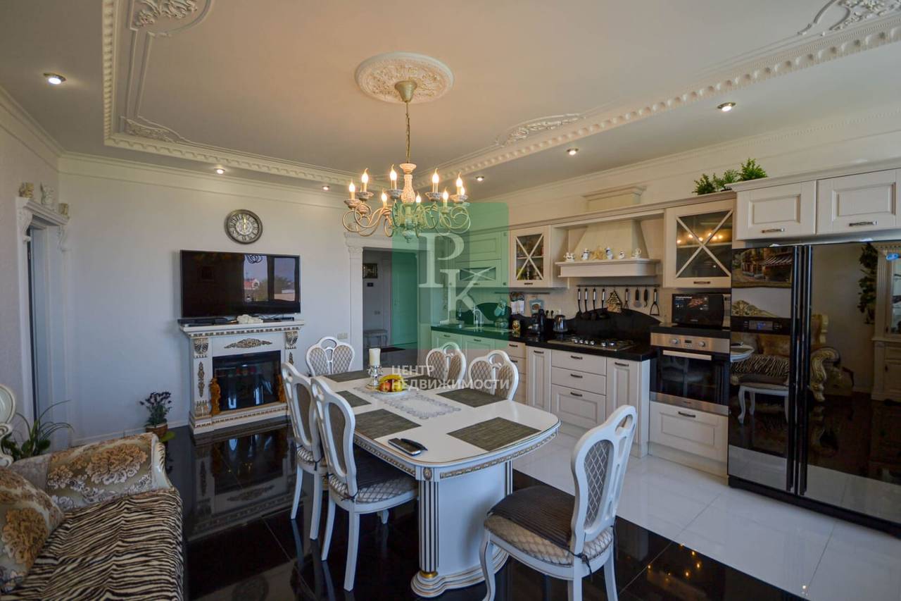 4-комн. квартира, 121.4 м²