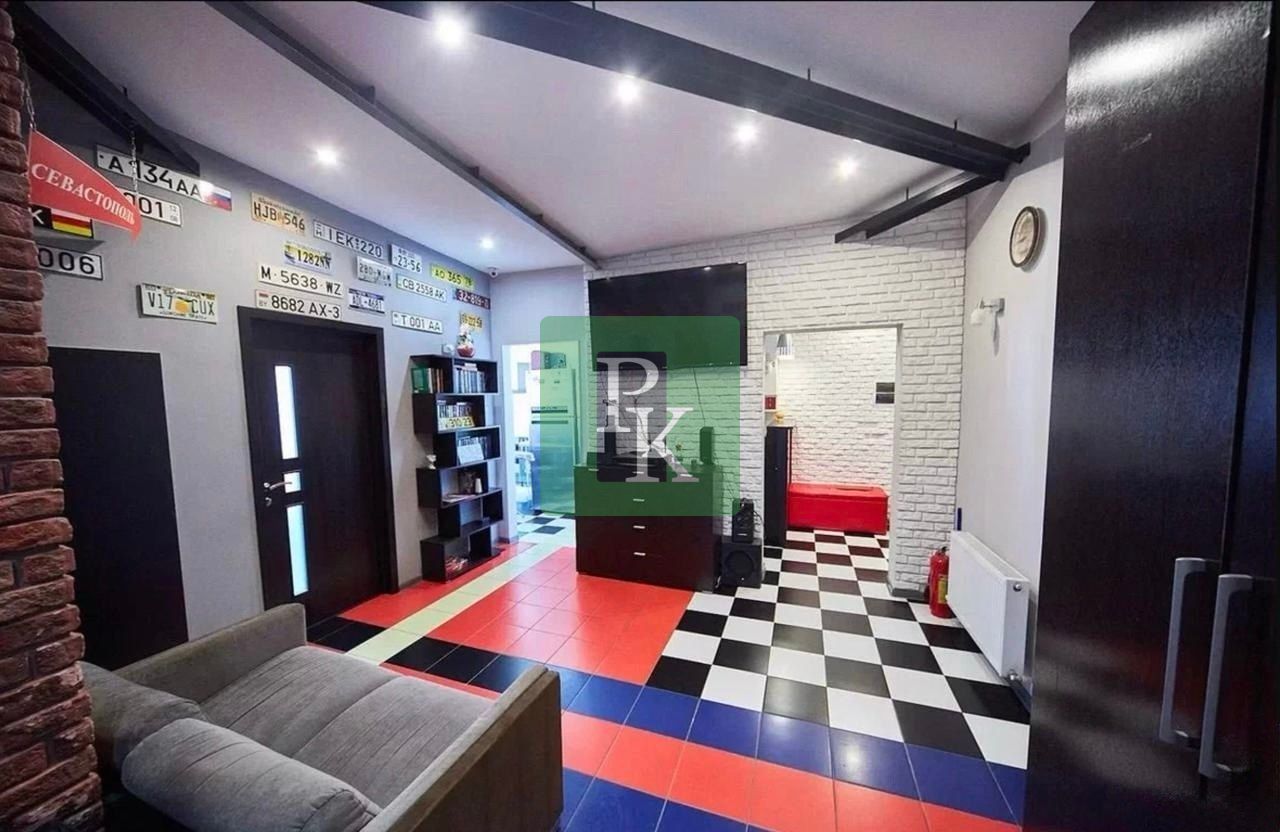 5-комн. квартира, 133.6 м²