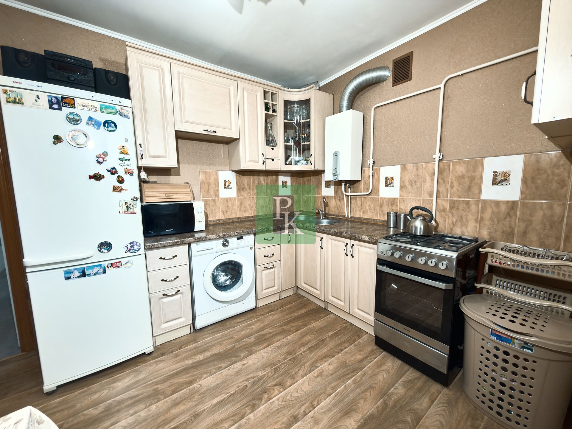 2-комн. квартира, 57.4 м²
