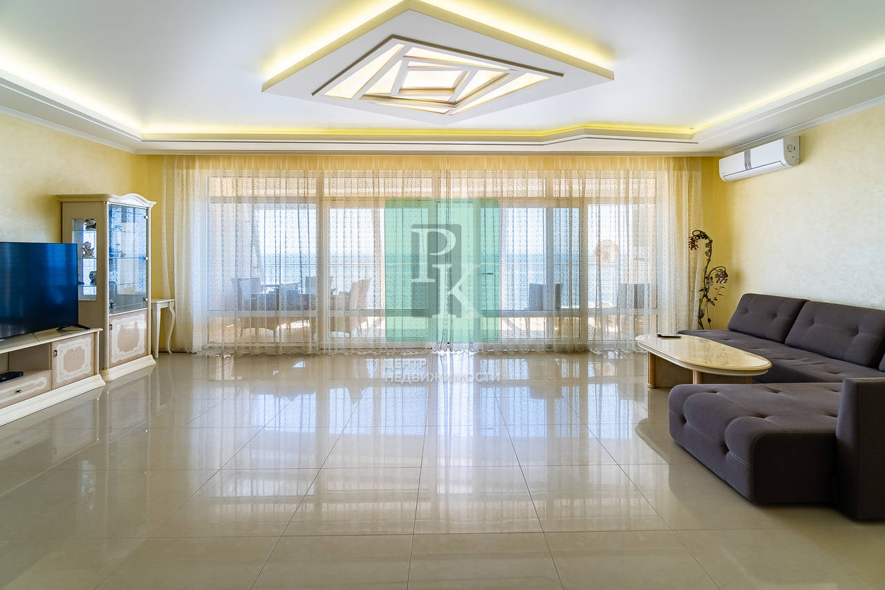 4-комн. апартаменты, 220 м²