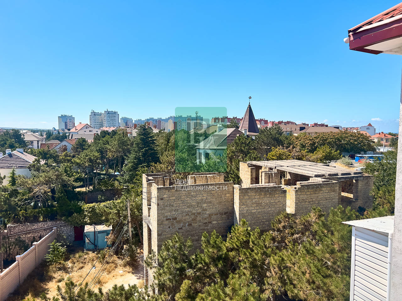 3-комн. квартира, 168 м²