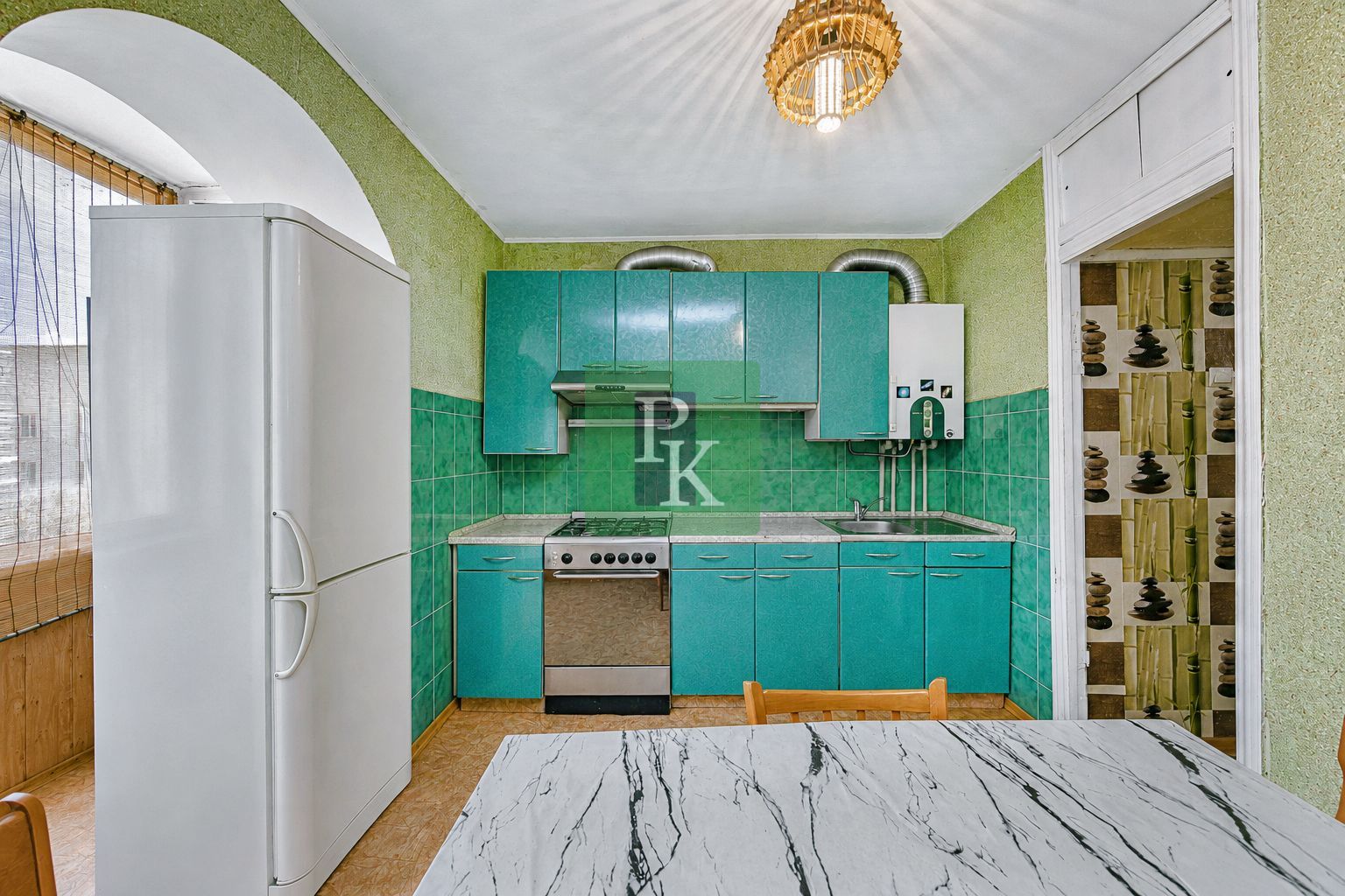 5-комн. квартира, 136.8 м²