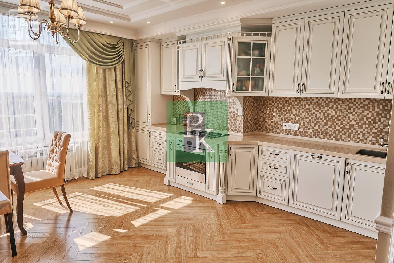 4-комн. квартира, 134 м²